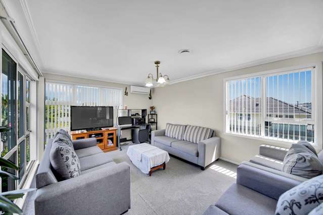 19 Ivon Road Otara_4