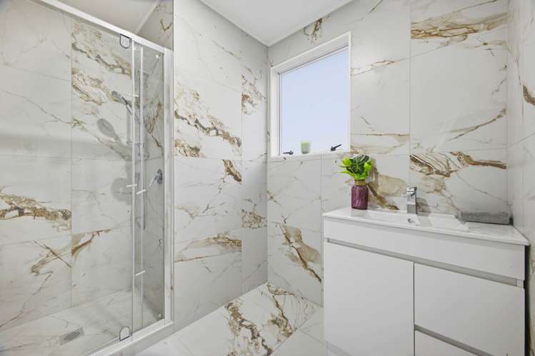 2/14 Silver Creek Road Weymouth_8