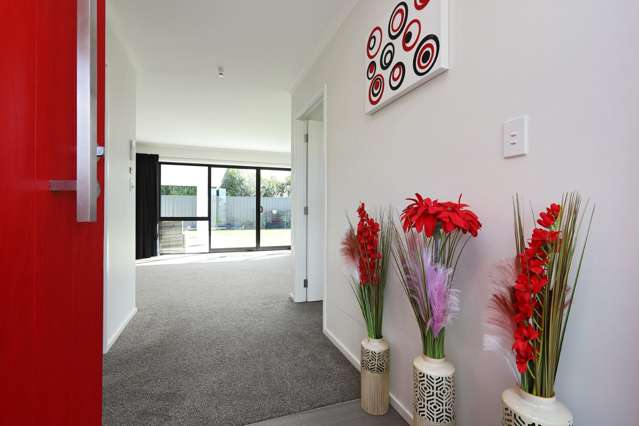 36 Hikawera Drive Frimley_4