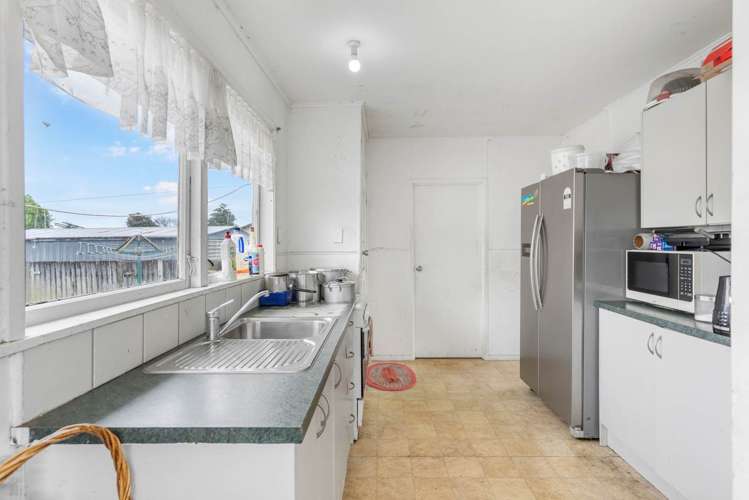 72 Bader Drive Mangere_11