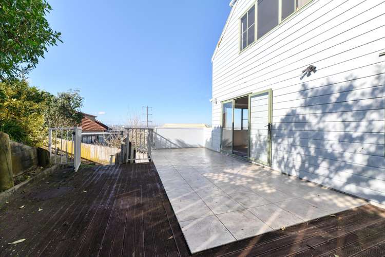 1 Highgrove Lane Totara Vale_14