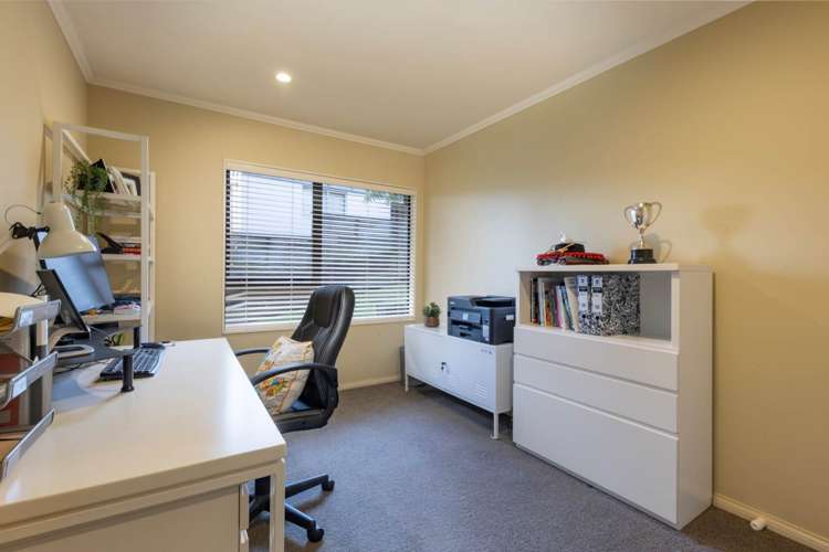 7 Frenz Drive Titirangi_13