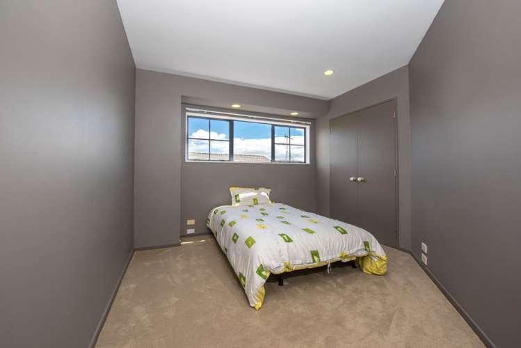 Goldfinch Rise Unsworth Heights_11