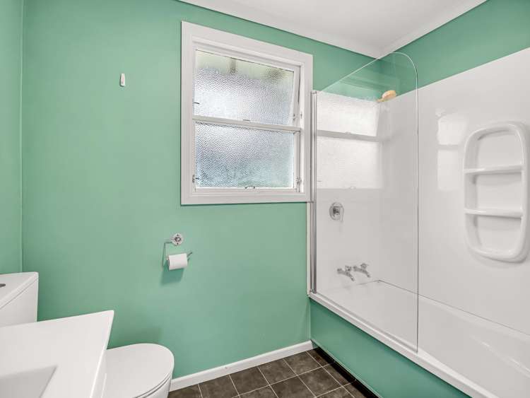 23 Royal Terrace Owaka_8