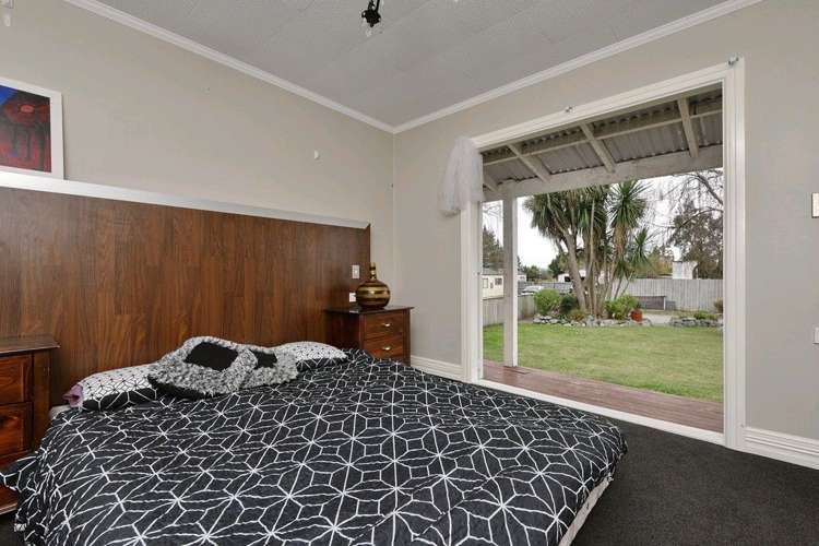 152 Main Street Oxford_17