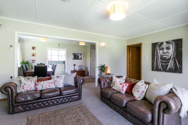 81 Tollemache Road Longlands_1