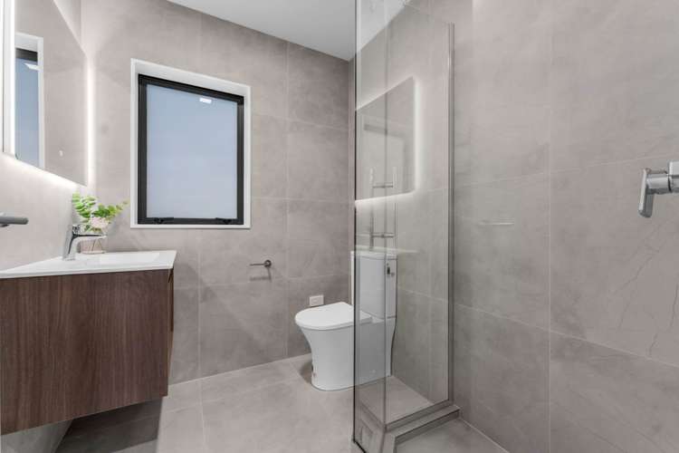 5A Janine Place Bucklands Beach_28