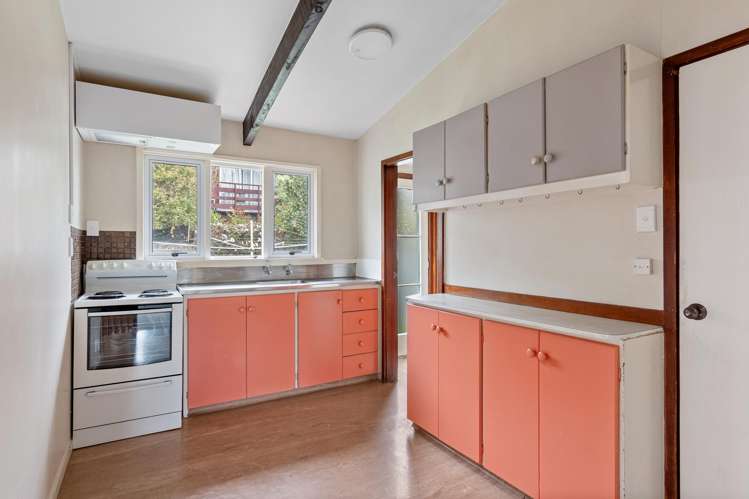 2/14 Frederick Street Waltham_9