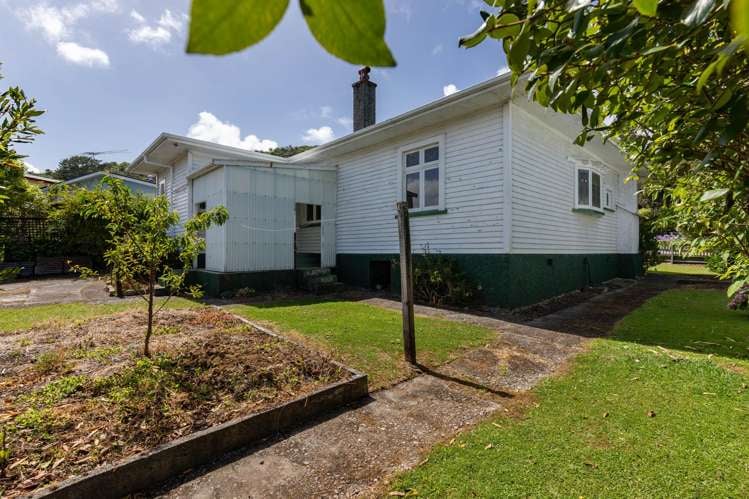 2 Perotti Street Greymouth_14