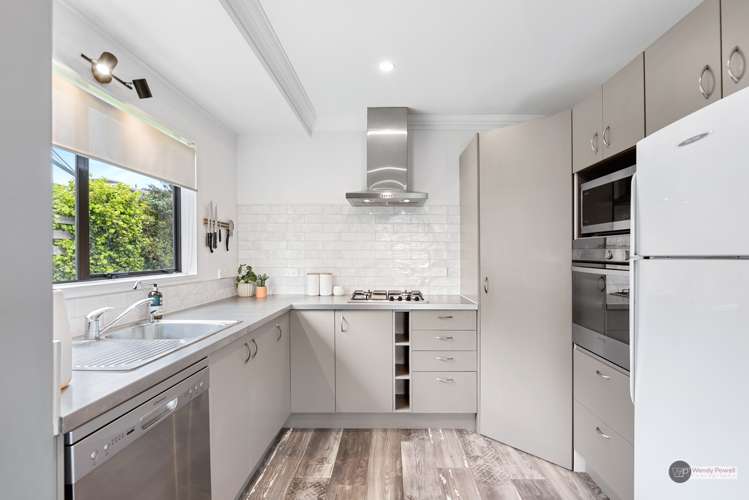 36a Outram Grove Kelson_6