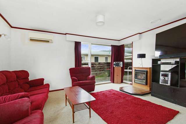 3 Kerepehi Grove Wainuiomata_1