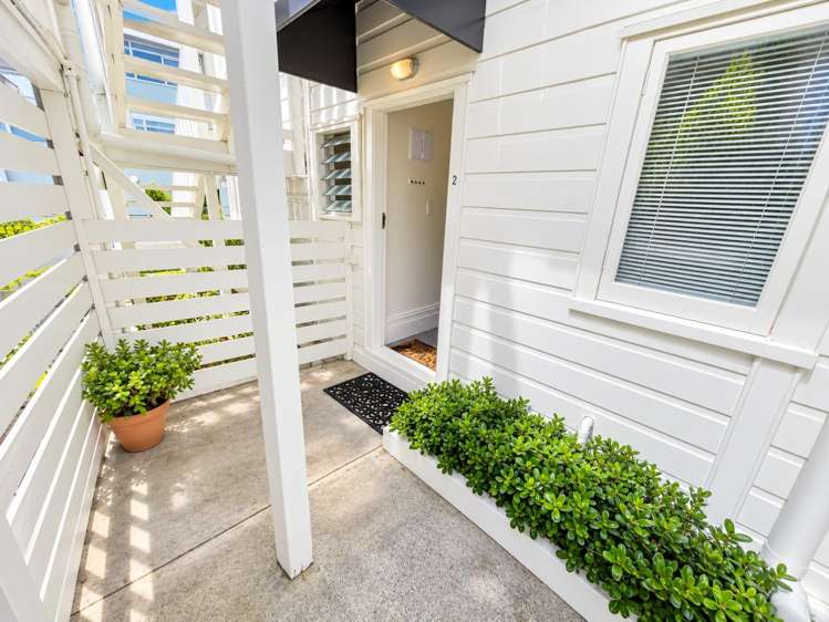 2/7 Queens Parade Devonport_2