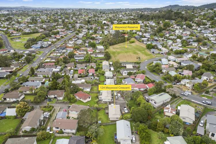 12a Maywood Crescent Glen Eden_14