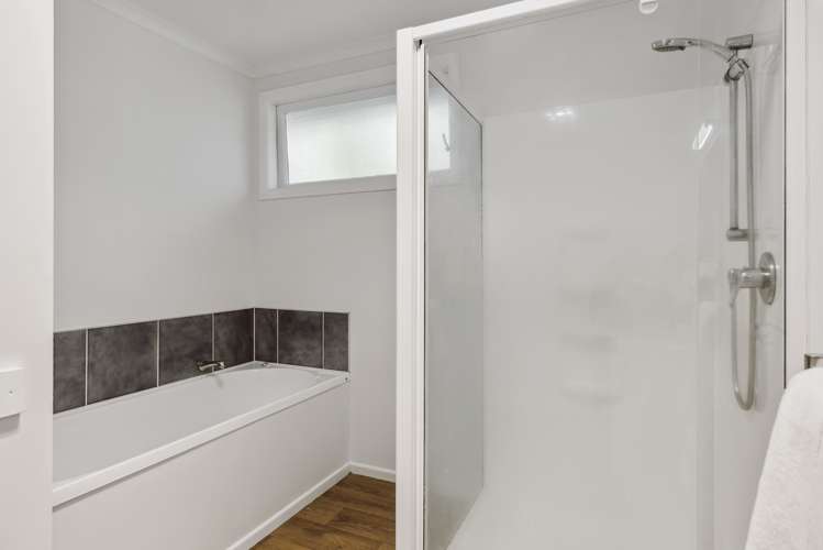 6 Kokako Road Otaihanga_12