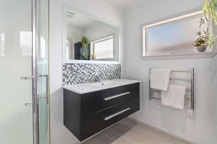 50 Eighty Eight Valley Road Wakefield_13