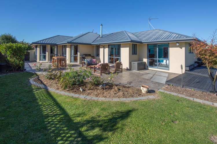 16 Paget Drive Woodend_21