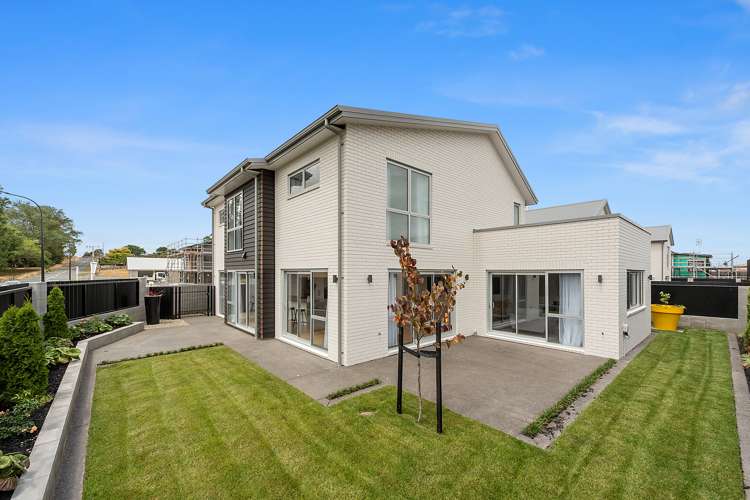 45 Kauri Point Drive Rototuna North_1