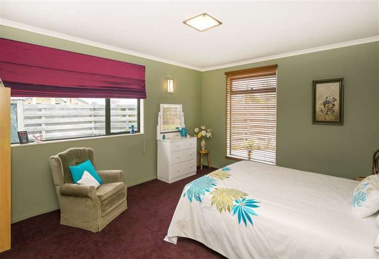 17 Temple Mews Renwick_13