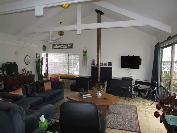 29 Taylor Avenue Paeroa_2