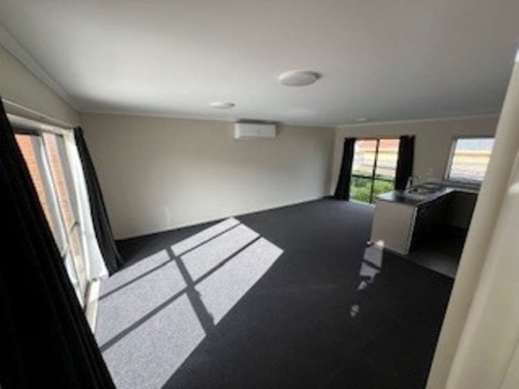 228/172 McLeod Road Te Atatu South_9