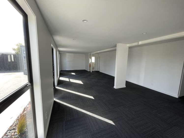 8 Cable Street Sockburn_12