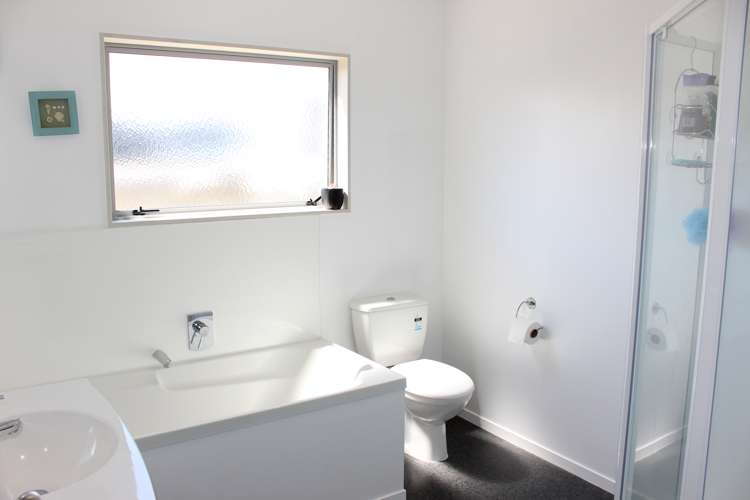 153 The Fairway Matarangi_8