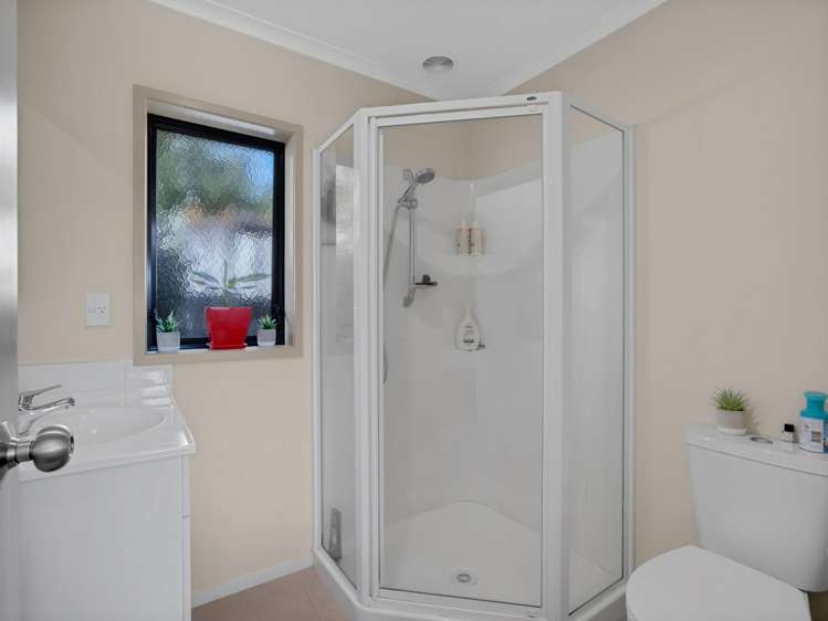 86 Borman Road Huntington_12