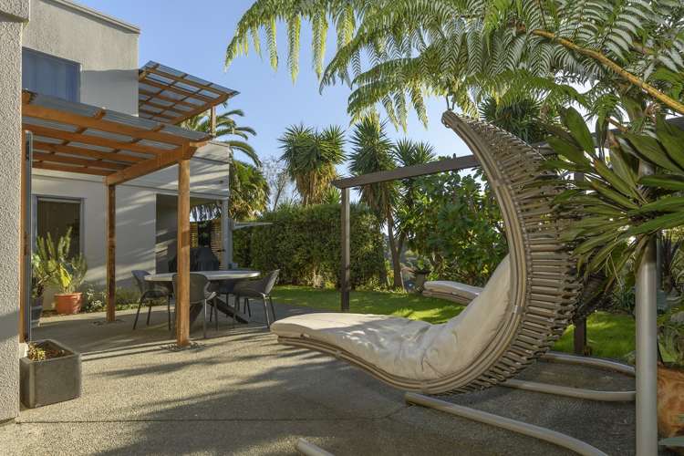 1 Lysaght Place Welcome Bay_1