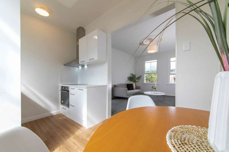 1/326 West Coast Road Glen Eden_6