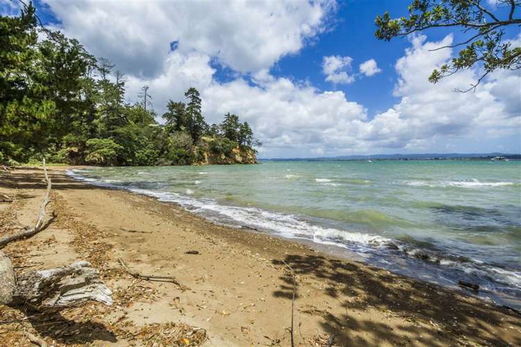 25 Jacaranda Avenue Beach Haven_16