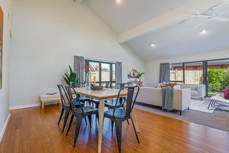 15 Strachan Way Highbury_5