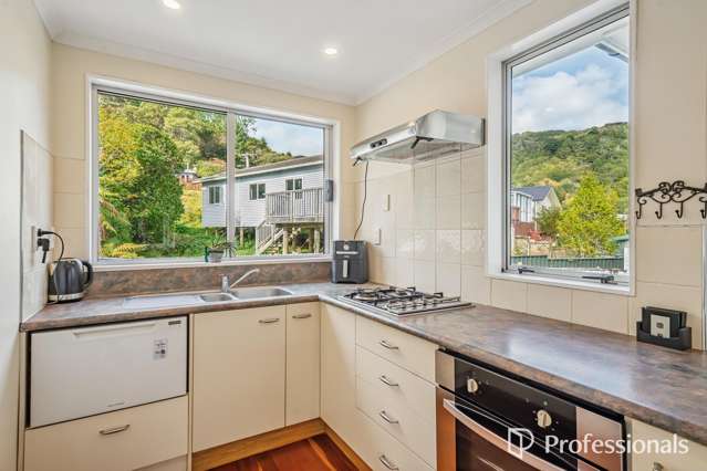 1/102 Horoeka Street Stokes Valley_3