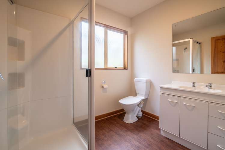 2/10 Fleur Lane Akaroa_11