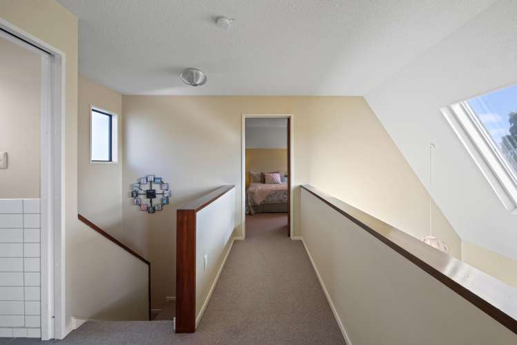 2/4 Gatonby Place Avonhead_14