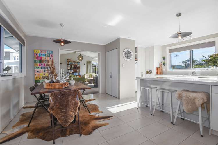 5 Darroch Street Fairy Springs_7