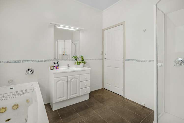 379 Fergusson Drive Heretaunga_12