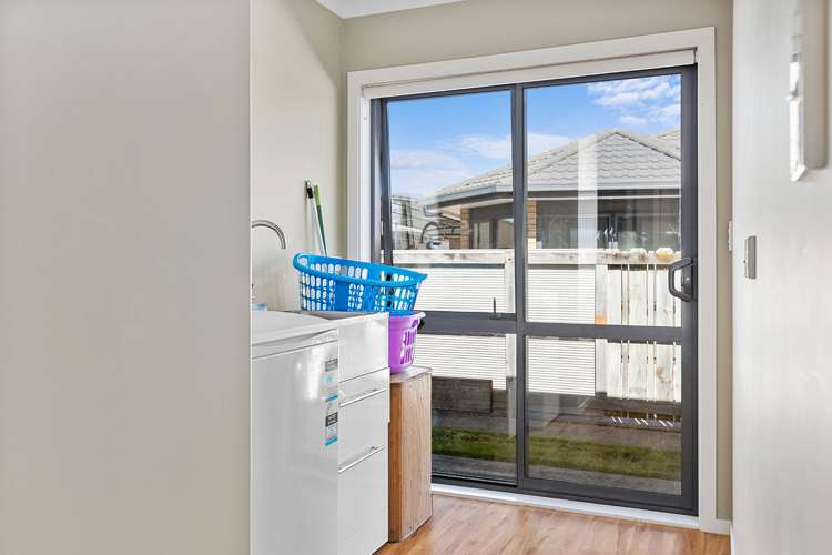 34 Armstrong Avenue Carterton_18