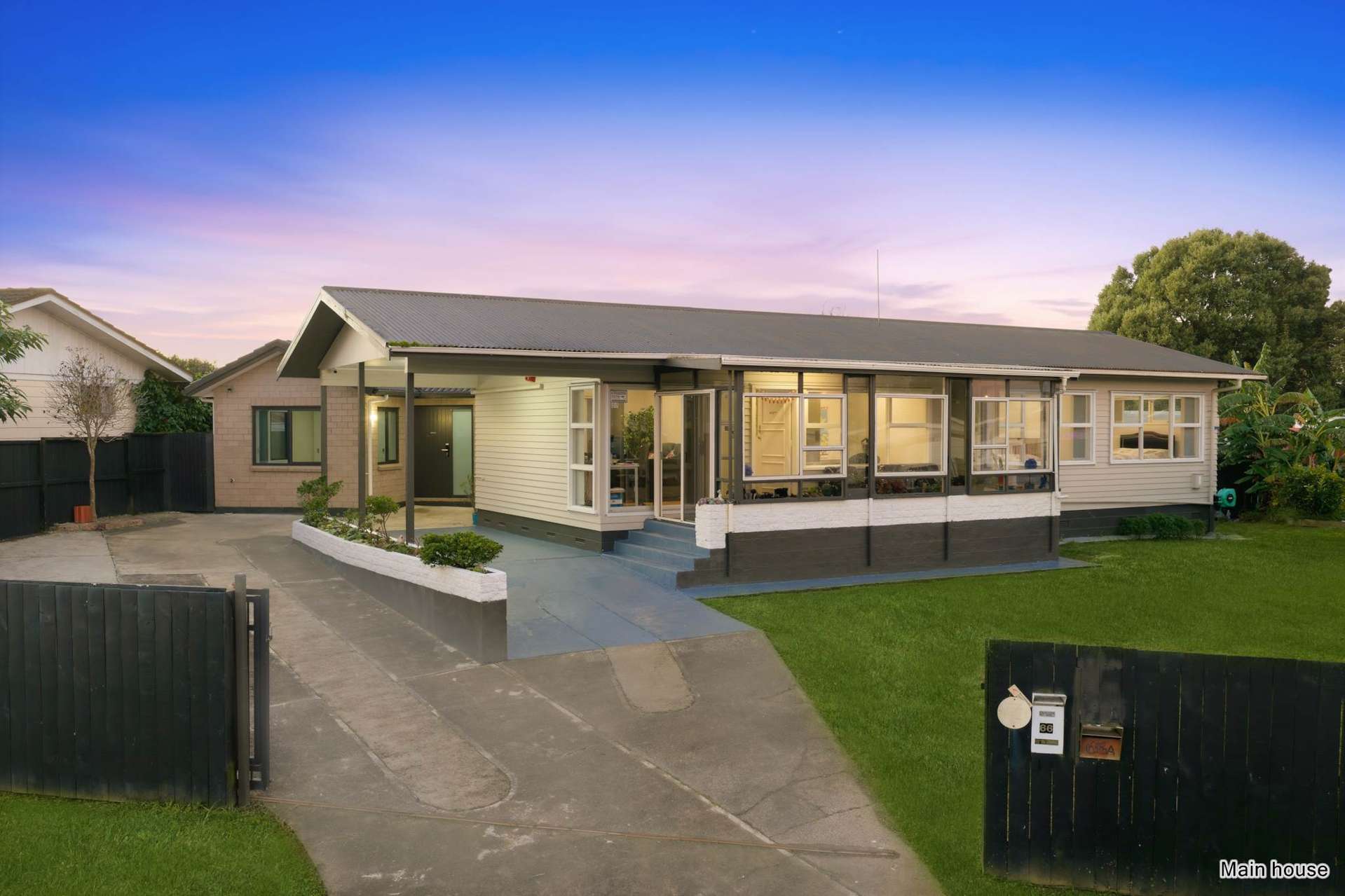 66 Sunlands Drive Manurewa_0
