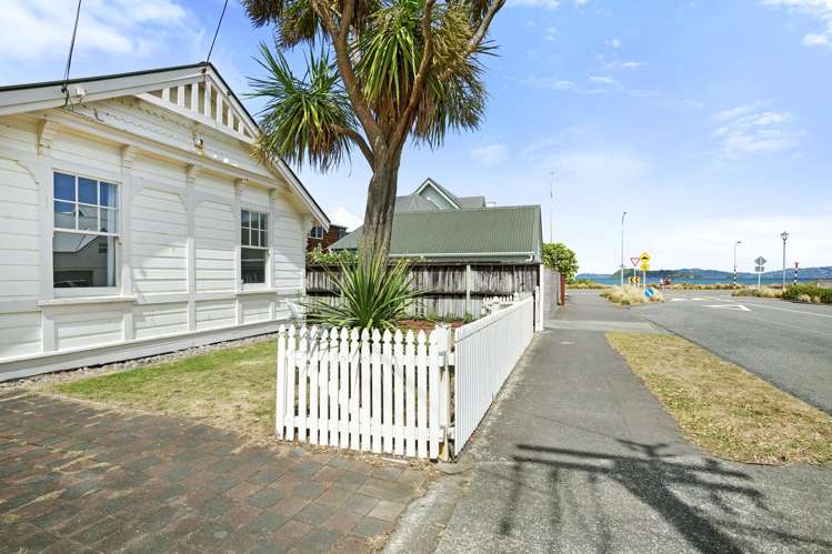 2 Patrick Street Petone_17