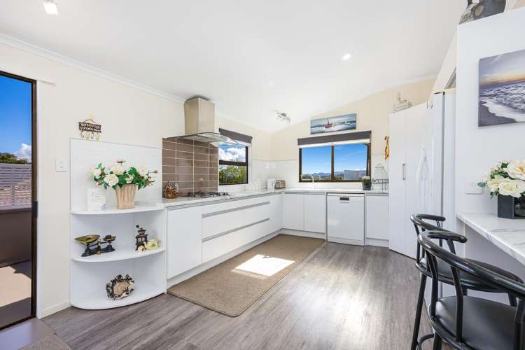 11 Mera Road Algies Bay_7