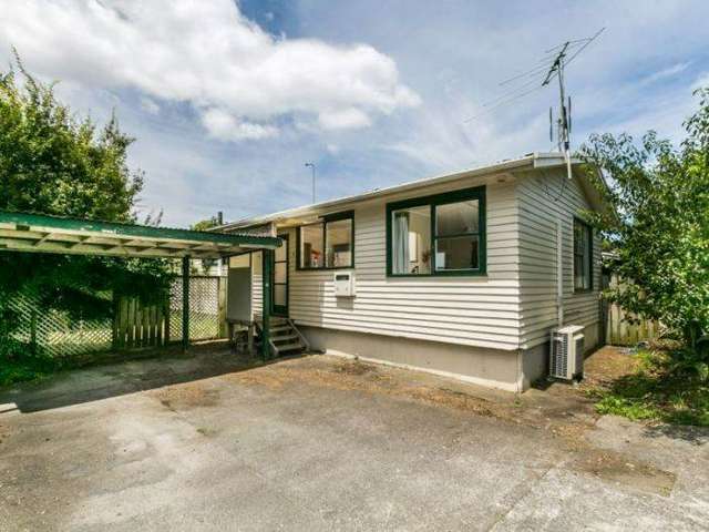 SPACIOUS MT WELLINGTON HOME!