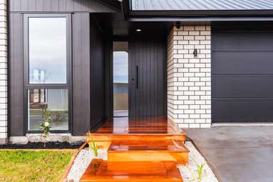 26 Makomako Crescent_1