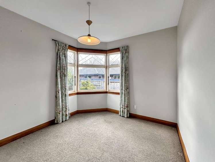 16 Manapouri Crescent 2138_12