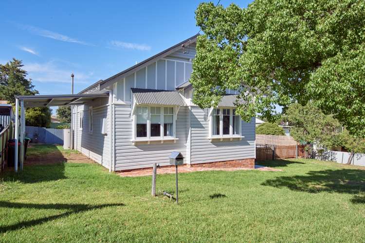 29 Crown Street North East Valley_0