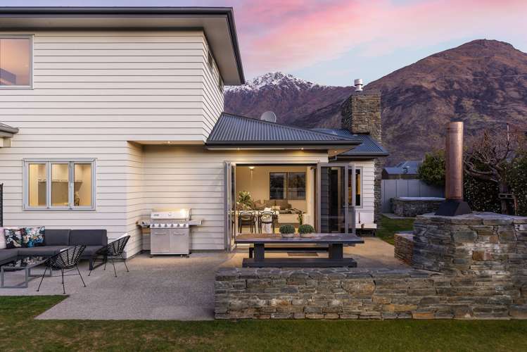 9 Bridesdale Drive Dalefield/Wakatipu Basin_26