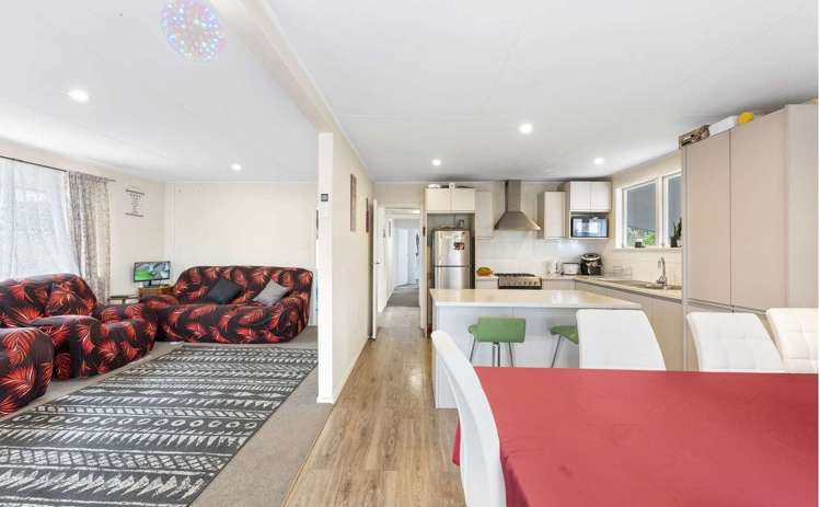 8 Celadon Place Wiri_2