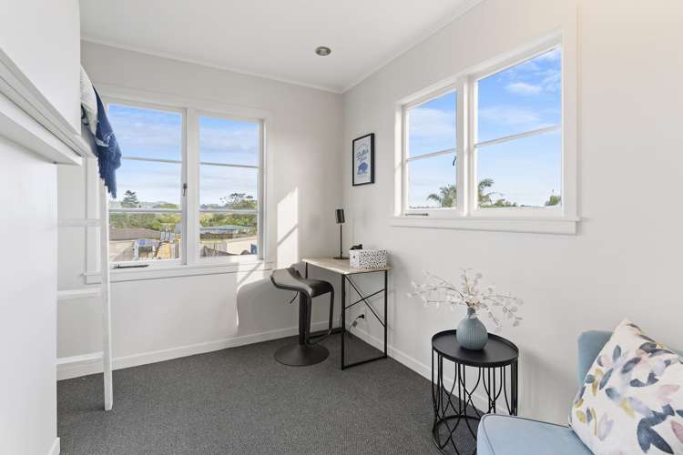 23 Forest Hill Road Henderson_22