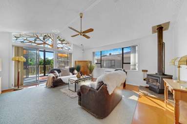 11 Eaton Road_2