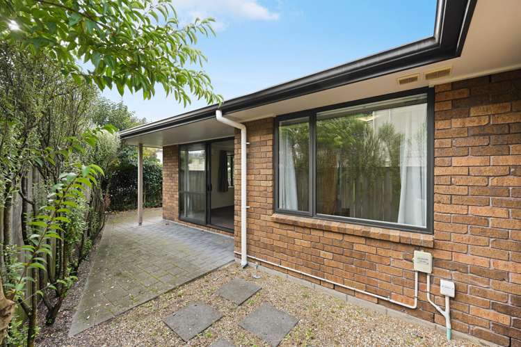 1/240 Old Farm Road Hillcrest_10