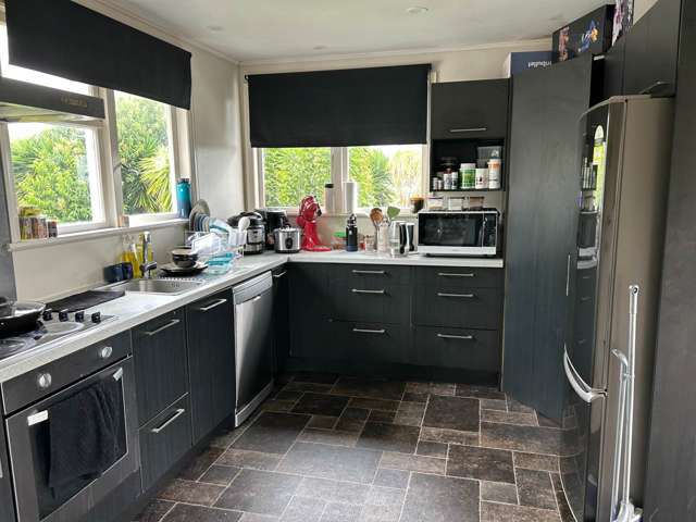 84 Arimu Road Papakura_3